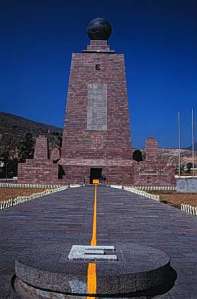 monumento Ecuador